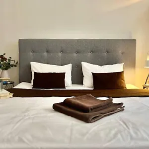 Beautiful New Town Apartment Prague