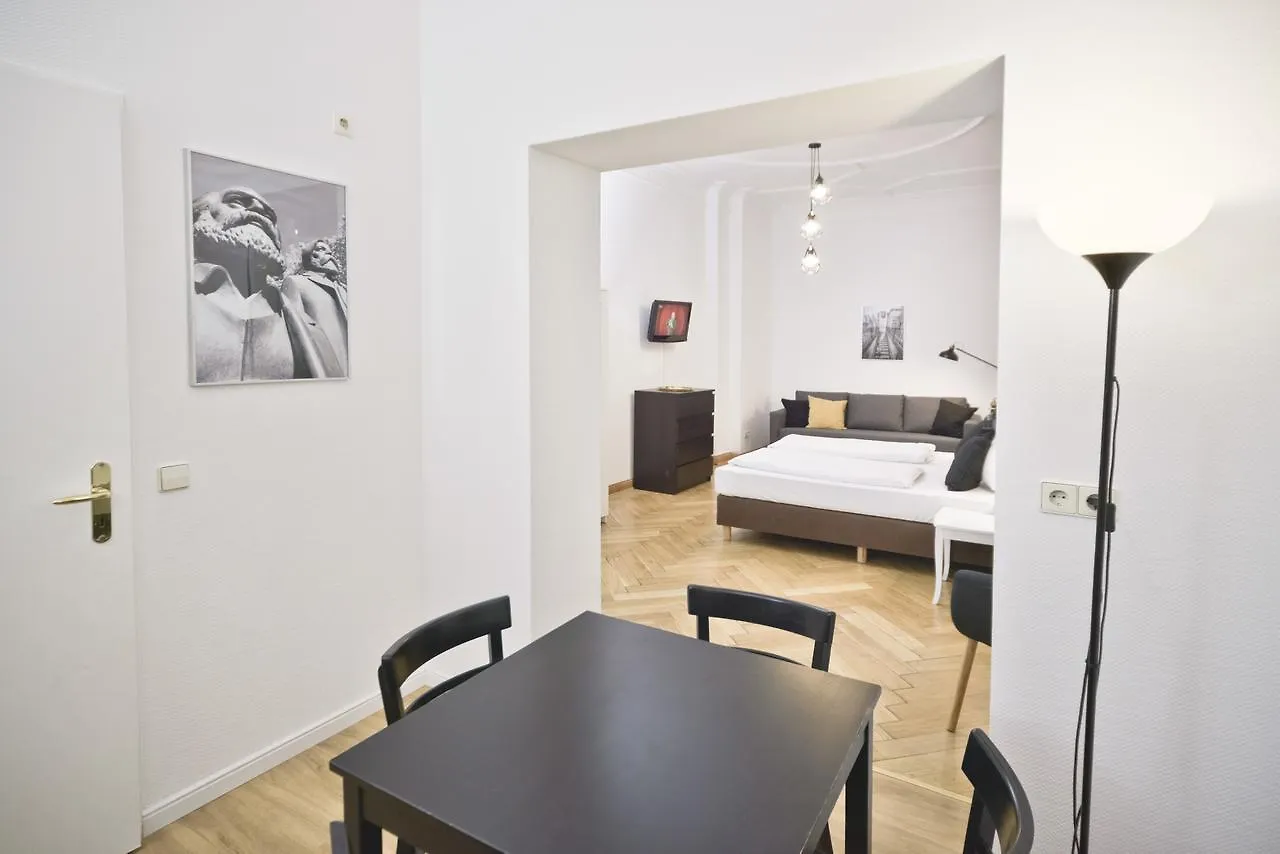 Old Town Apartments Berlín